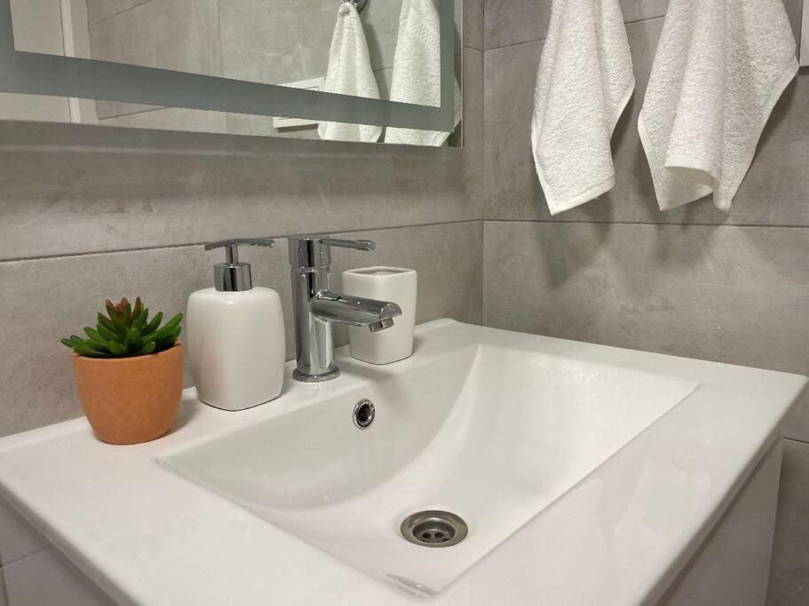 Lux Apartment Lago Jardin, 2, Torrevieja Alicante Exterior photo